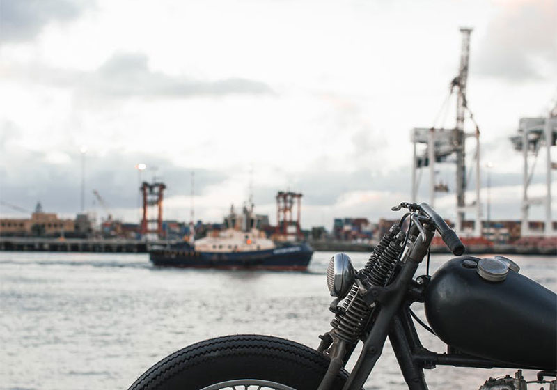 moto no porto